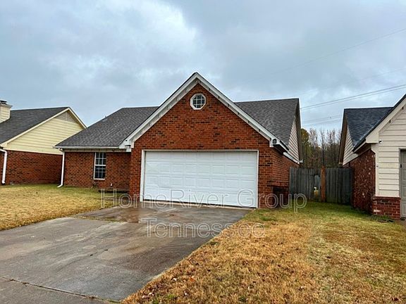 4th image of 2920 Churchwell Dr