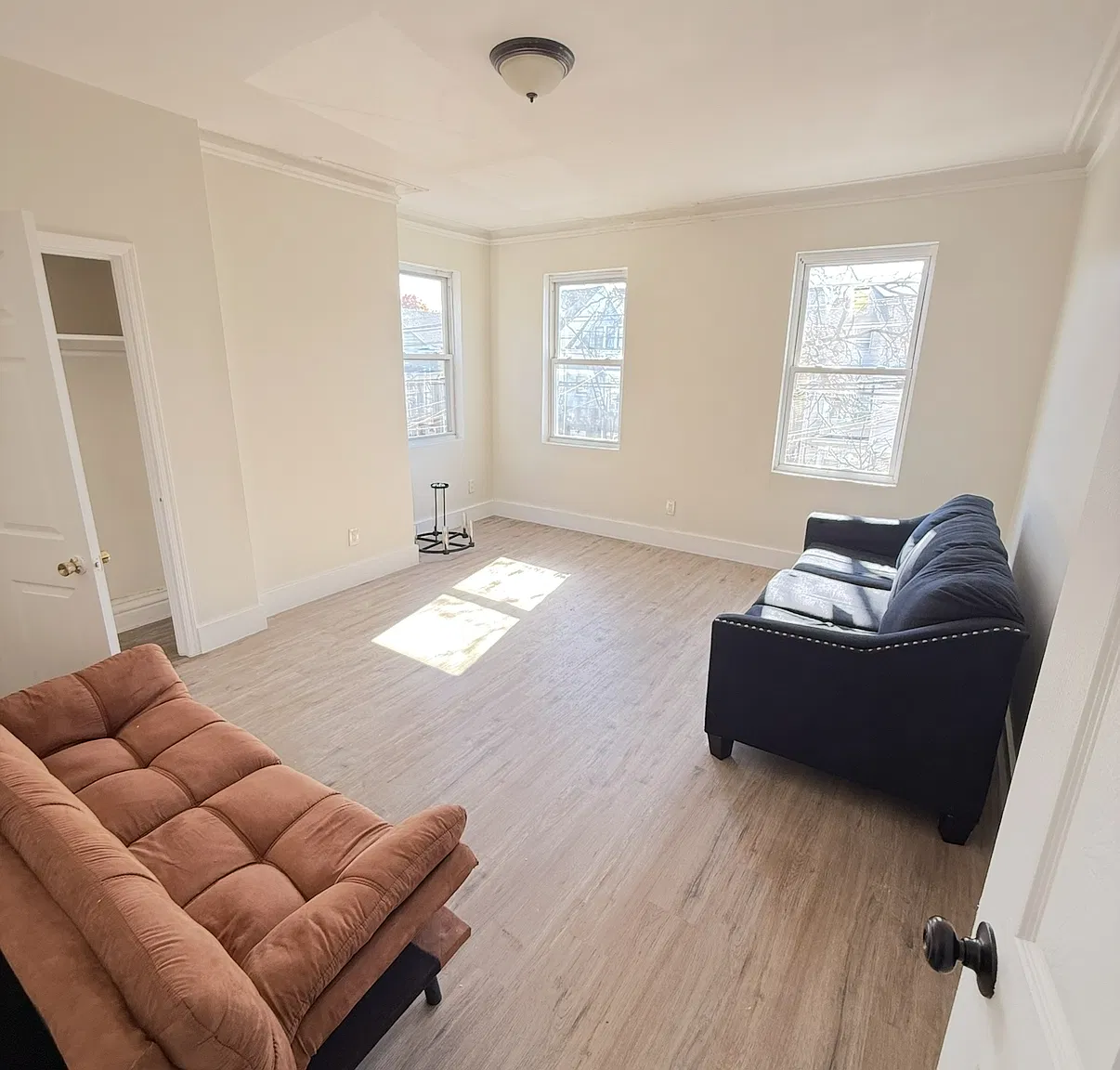 3 bed, $2,350 — Photo 4