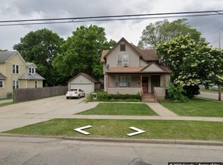 1056 Bluff St UNIT 2, Beloit, WI 53511