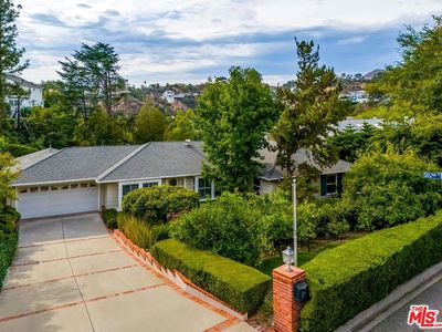 2541 Park Oak Dr, Los Angeles, CA, 90068