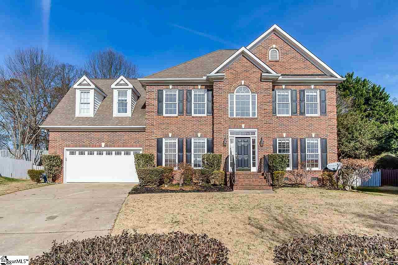 8 Blackwatch Way Greer Sc 29650 Zillow