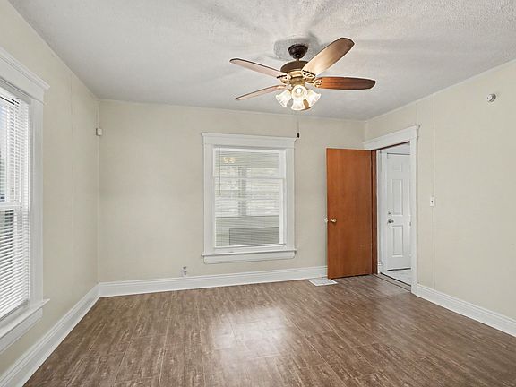 5th image of 124 Lathrop Ave