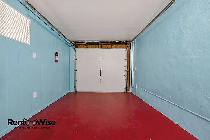 657 Hurlingame Ave — Photo 29