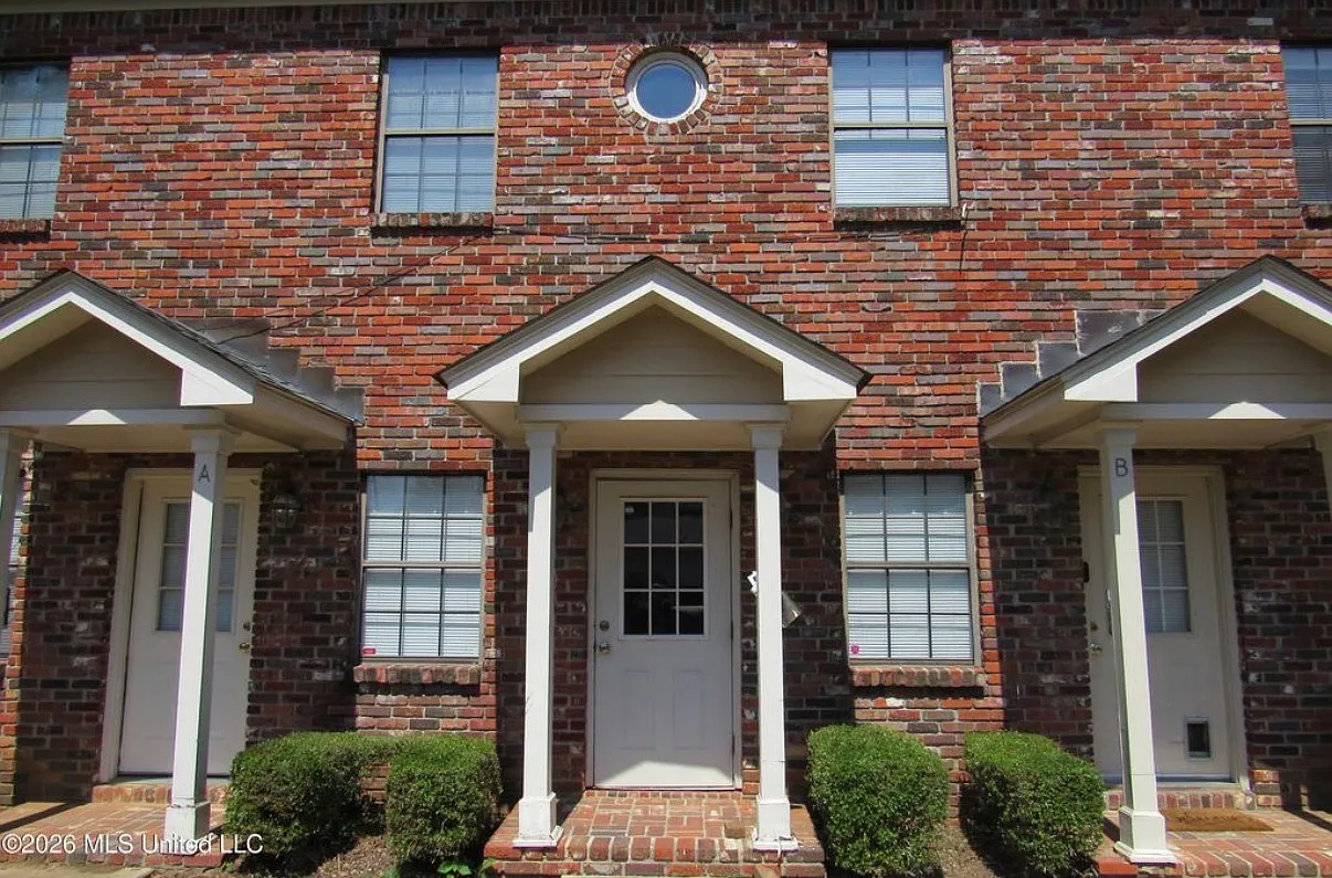 1 bed, 700 sqft, $975 — Photo 1