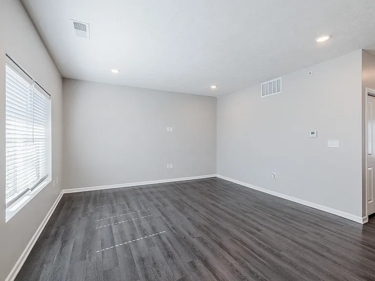 Trailview Apartments at Pioneers Park — Photo 61