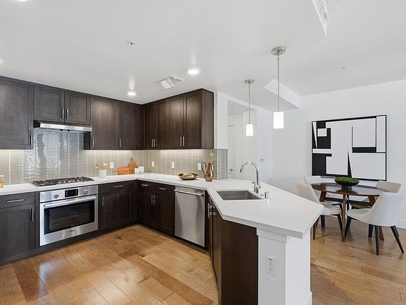 4th image of 657 Walnut St #540