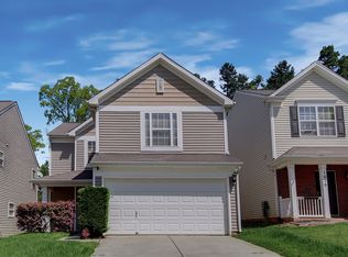 1015 Mearn Rd, Charlotte, NC 28216