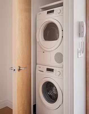 4th image of 550 W 54th St #766