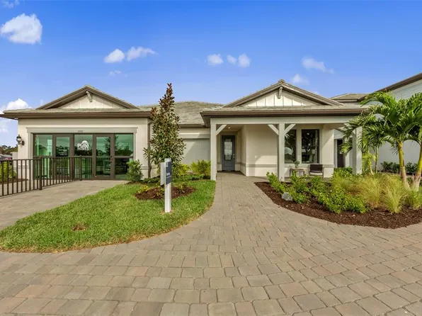 16411 Sapphire Point Dr, Lakewood Ranch, FL 34211