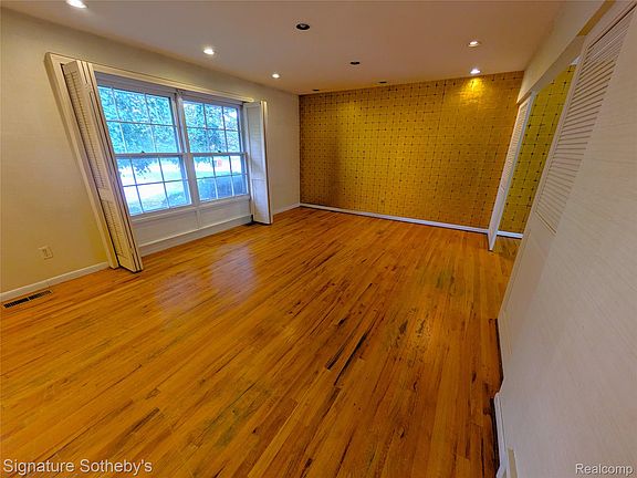 5th image of 7432 Franklin Ridge Ln