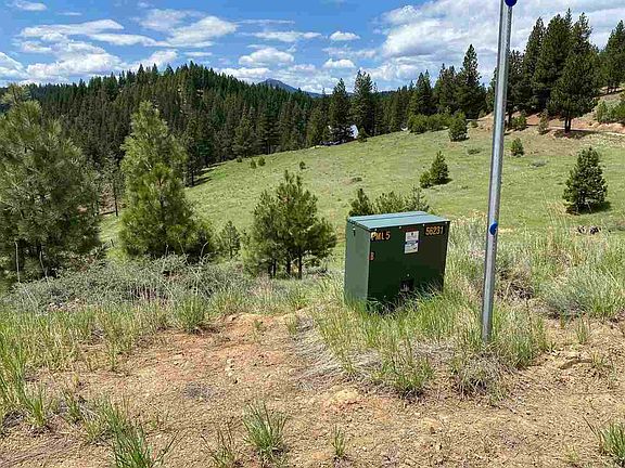 3rd image of 3476 Fawn Ln