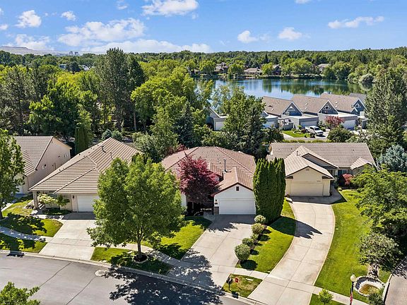 3rd image of 3551 N Rock Creek Ln