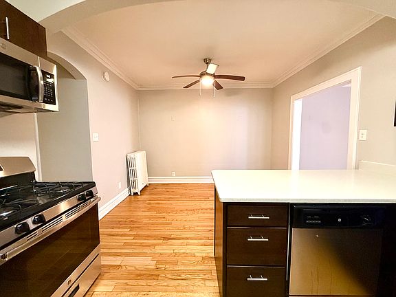 3rd image of 1953 N Cleveland Ave APT 2R