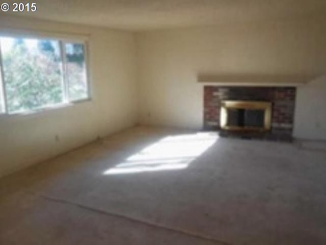 2nd image of 19915 Rock Dr