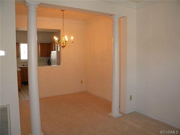 4th image of 2940 Queensland Dr