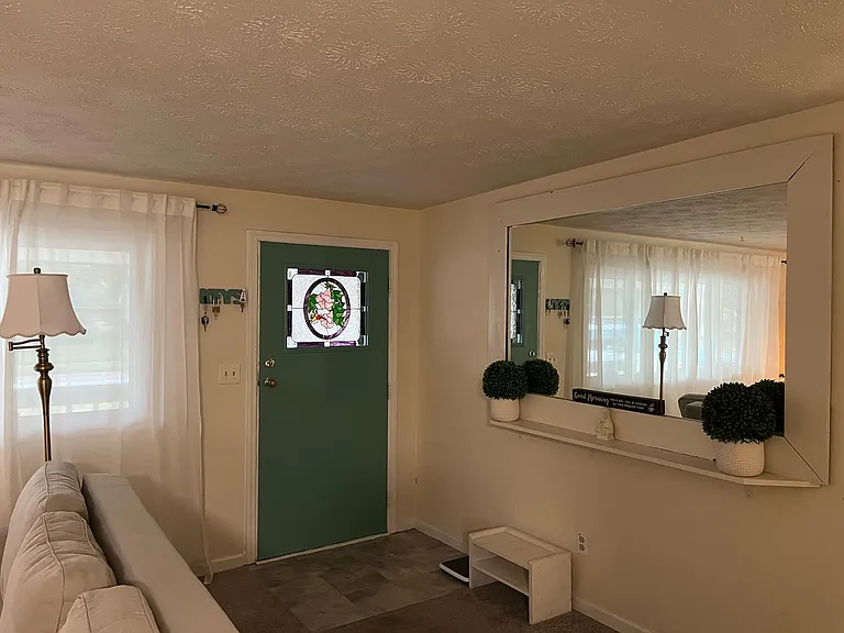 3692 Elmira Dr — Photo 11
