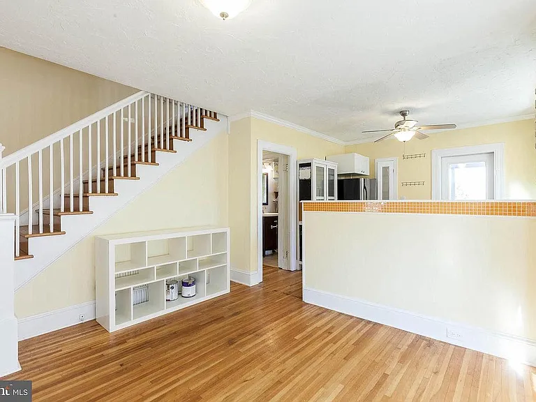 84 W Green St — Photo 6