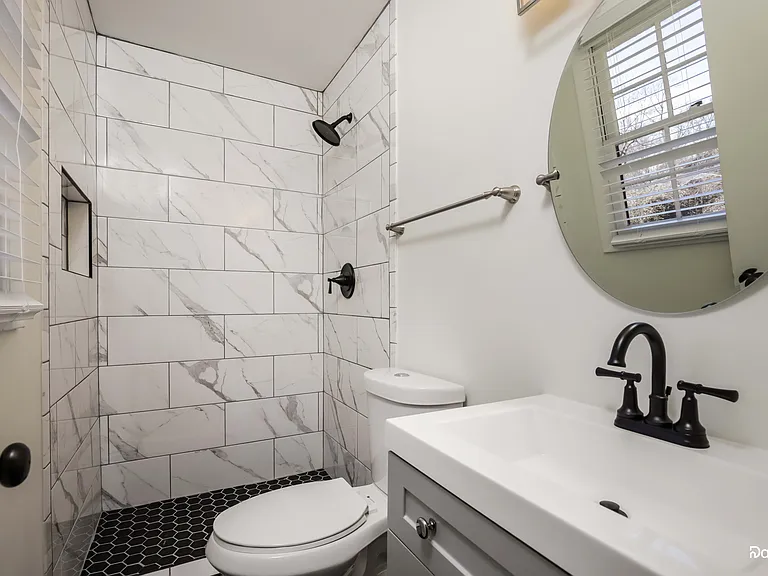 70 Carter Cir — Photo 10