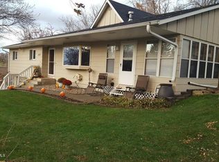 1537 Willow Dr, Red Wing, MN 55066