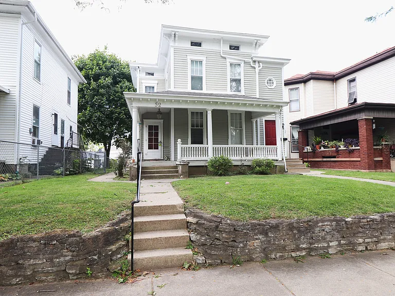 Nice Reeveston Duplex — Photo 6