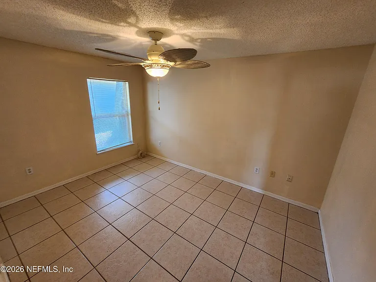 5940 Wentworth Cir S — Photo 21