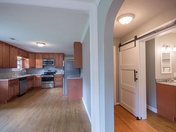 4th image of 3706 Eakers St