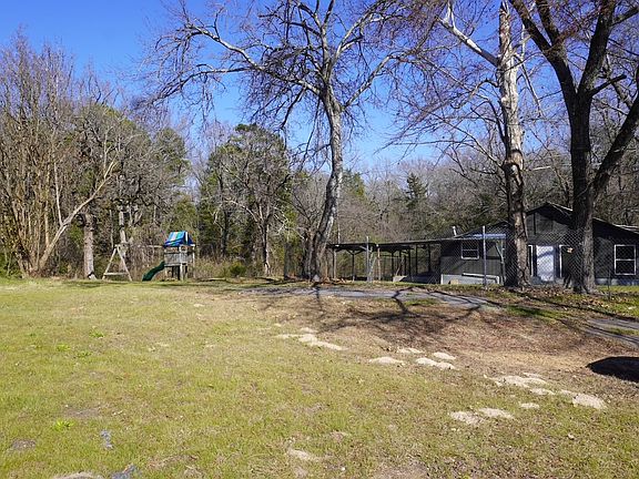 2nd image of 1543 County Road 2700