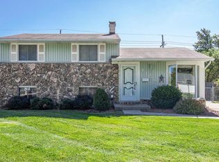 3156 Cero Dr, Sterling Heights, MI 48310