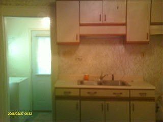 2nd image of 906 Hudson St