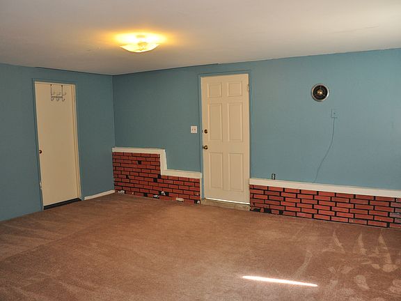 5th image of 6112 Jordan Ave