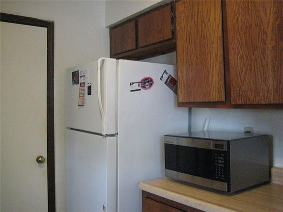 5th image of 301 NW 120th St