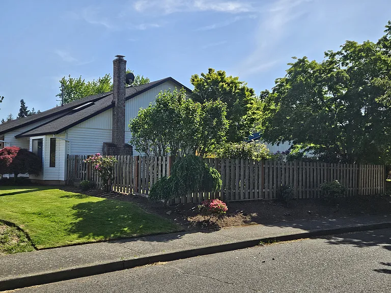 16102 NE San Rafael St — Photo 1