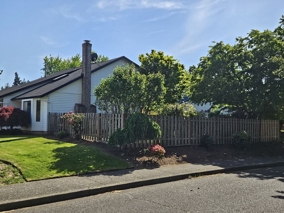 1st image of 16102 NE San Rafael St