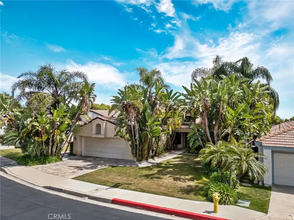 1340 Running Creek Ln, Upland, CA 91784
