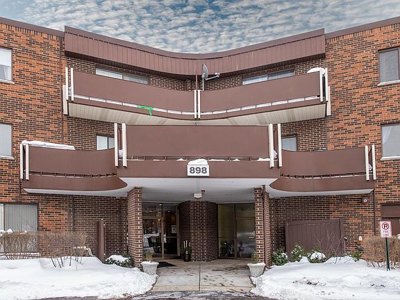 2nd image of 898 Wellington Ave Unit 106