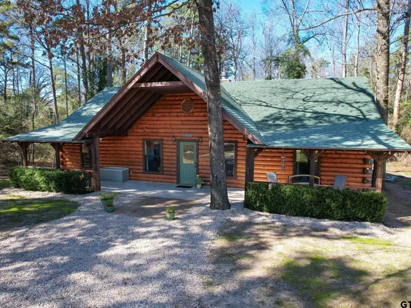 194 Sabine St, Scroggins, TX 75480