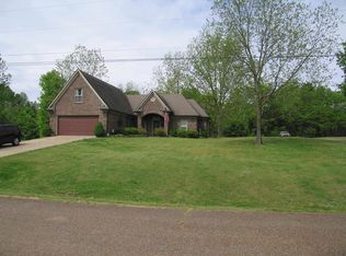 39 S Wyatt Shankle Cv, Munford, TN 38058
