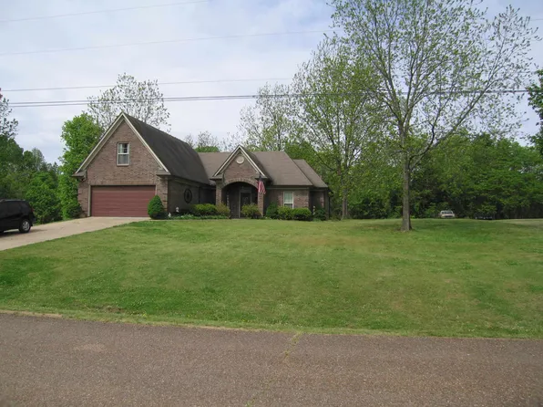 39 S Wyatt Shankle Cv, Munford, TN 38058