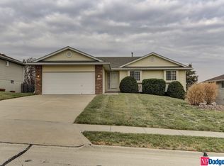 814 Bordeaux Ave, Bellevue, NE 68123
