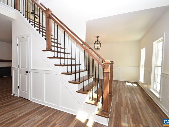 5th image of 286 Forest Glen Ln