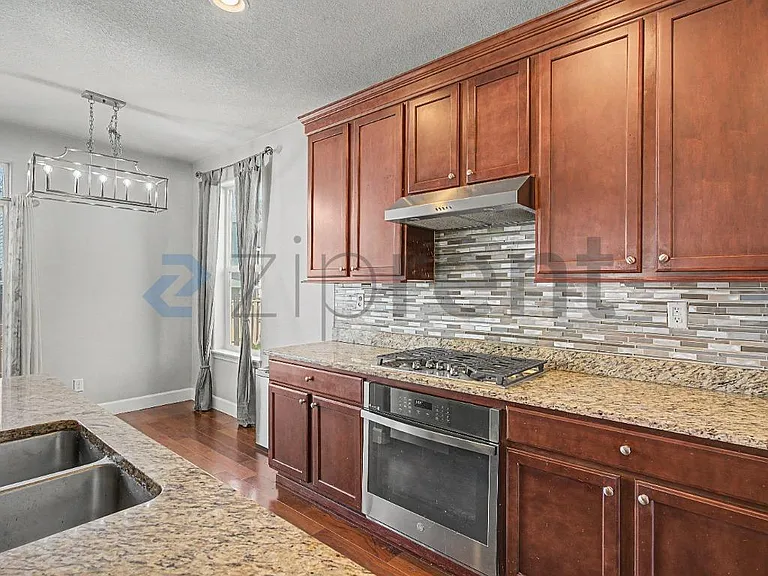 6138 SE Thornapple St — Photo 15