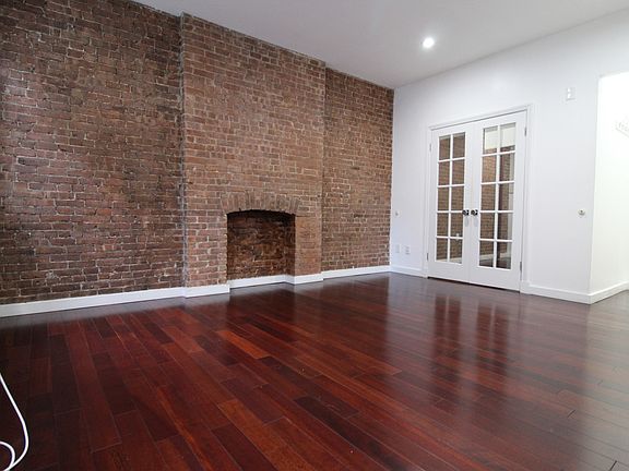 2nd image of 526 W 46th St APT 3