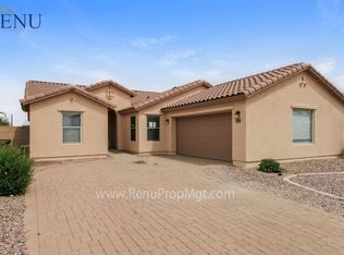 906 W Desert Hollow Dr, San Tan Valley, AZ 85143