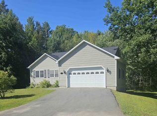 240 Estates Dr, Newport, VT 05855