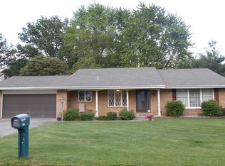 1026 Pelican St, Effingham, IL 62401