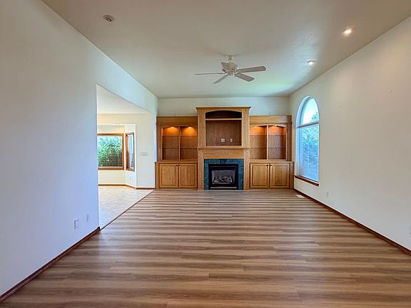 5th image of 106 Prestwick Ln