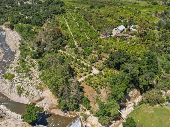 5682 Pine Grove Rd, Santa Paula, CA 93060