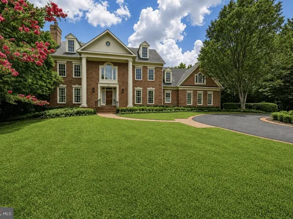 9400 Crimson Leaf Ter, Potomac, MD 20854
