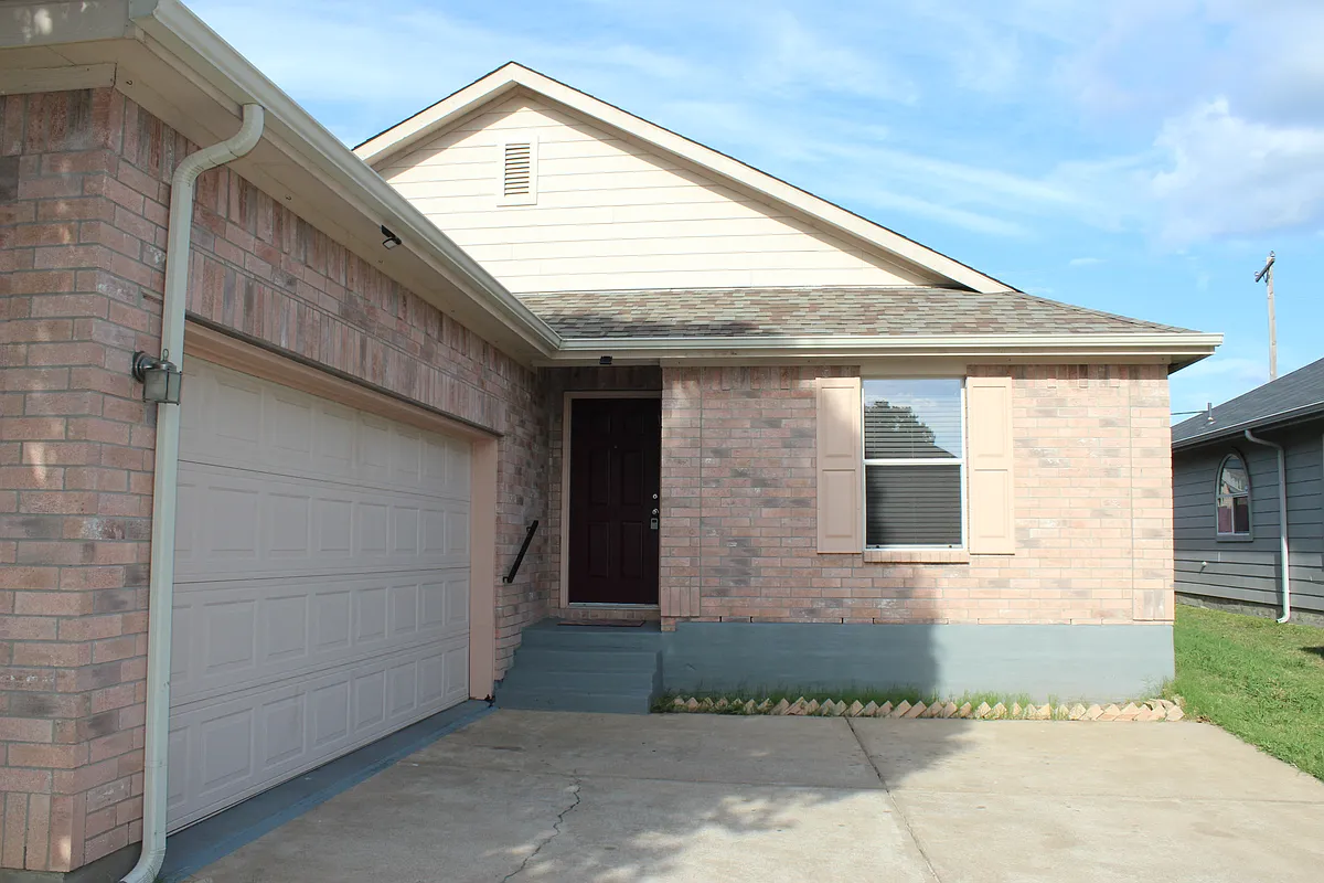 Building Photo - 4209 Furrow Dr