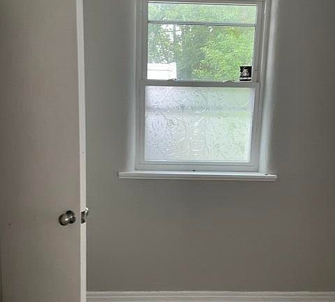 2nd image of 2331 HOLMES Street